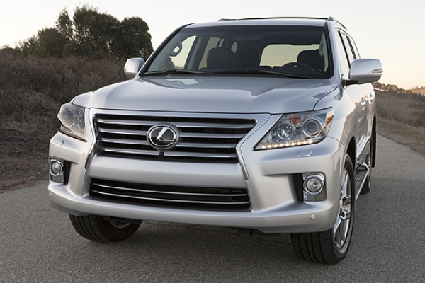 Новый Lexus LX добрался до России